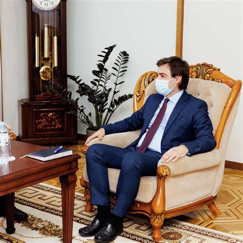 Nicu Popescu S A întâlnit Cu Ambasadorul Oleg Vasnețov
