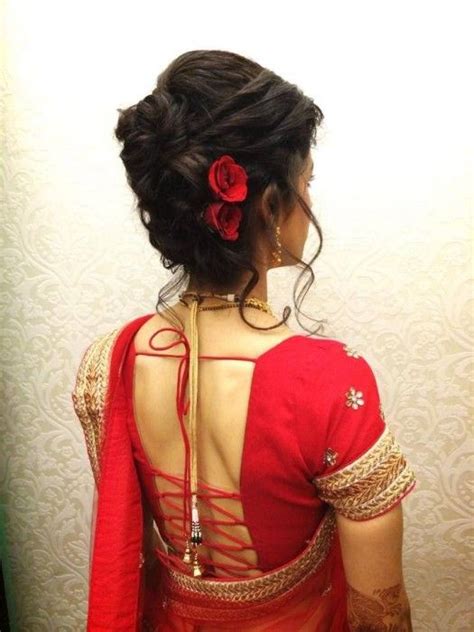 Here are the different styles you can. Indian Bridal Hairstyles for Short Hair - India's Wedding ...