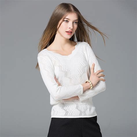 2019 Spring Comfortable Women Sweater Casual Wave V Neck Long Sleeve