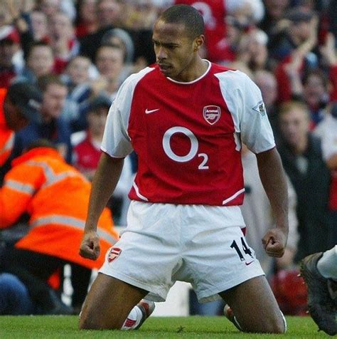 Pin By Christine Gray On Thierry Henry Best Football Players Arsenal