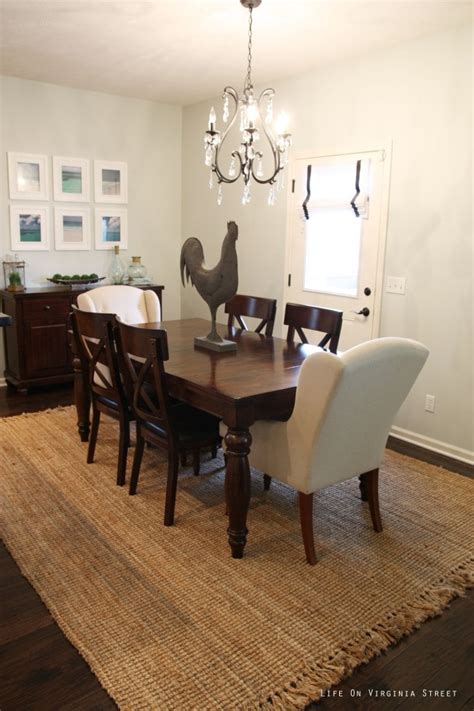 Build a chic feeling in any dining room inspired by this traditional design from our customers' homes. Rugs USA Sale - Life On Virginia Street