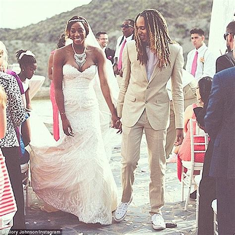 Brittney Griner Gets Estranged Wife Glory Johnson Kicked Out Of Their Arizona Home Daily Mail