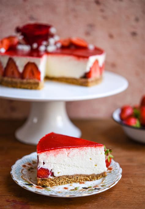 This Is The Simplest No Bake Strawberry Cheesecake Ever Patisserie Makes Perfect