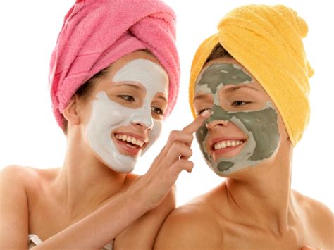 Hi beauties, how are you all doing? How to Make a Homemade Skin Healing Face Mask
