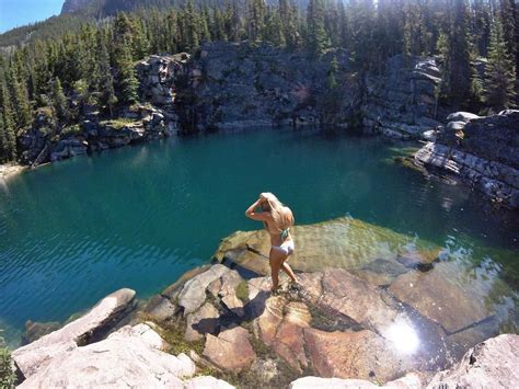 This Hidden Swimming Hole In Alberta Is The Perfect Summer Hang Out