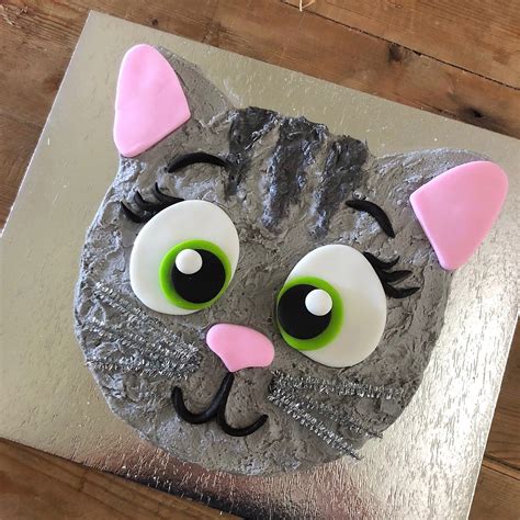 Kitten Cake Kit Our Fun Easy Bake Diy Cake Kit Will Make Creating A Kitten Birthday Cake Stress