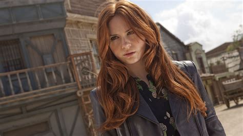 Actress Karen Gillan Doctor Who Celebrity Long Hair Amy Pond Leather Jackets Redhead Hd