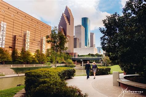 Downtown Houston Engagement Photos Scott And Kendal Jonathan Ivy