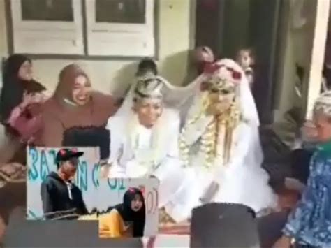 Kembali Beredar Video Sejoli Parakan 01 Menikah Wajahnya Sumringah