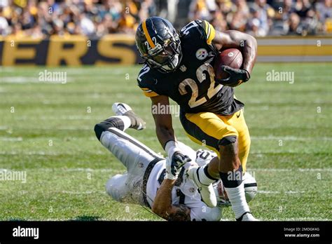 Pittsburgh Steelers Running Back Najee Harris 22 Plays Against The