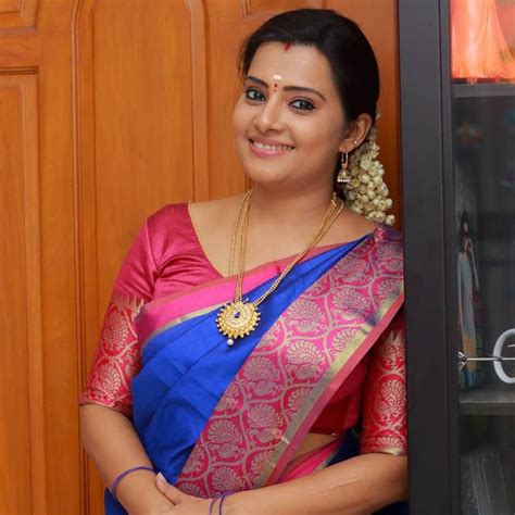 Tv Serial Actress Shruthi Raj Exclusive Saree Photoshoot Gallery