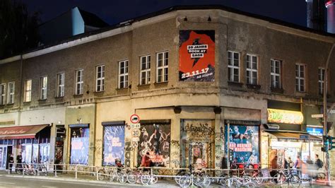 Bacterial Meningitis Scare In Berlin Kitkat Sex Club Bbc News
