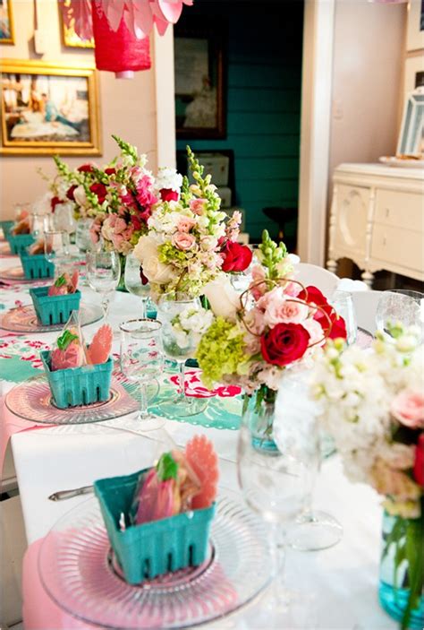 How To Decorate A Bridal Shower Table