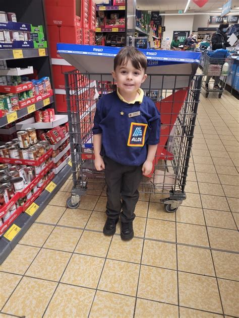 Aldi store get five-year-old in for a "shift" - and even give him a uniform