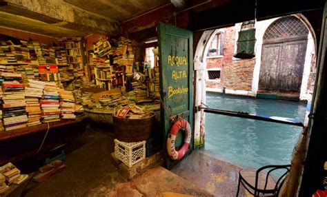 Venice’s Bookstore Is One Of The World’s Most Unique