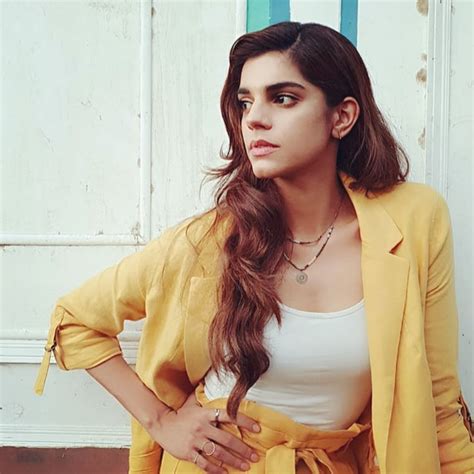 30 Amazing And Bold Pictures Of Sanam Saeed Reviewitpk