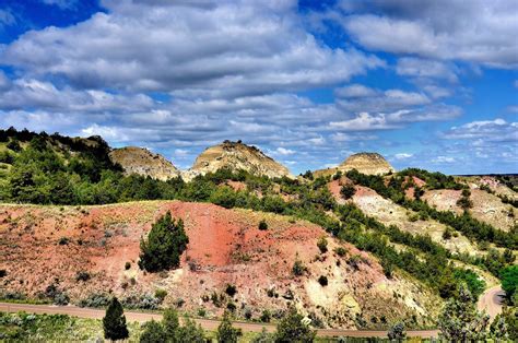 7 Of The Most Beautiful Places To See In North Dakota