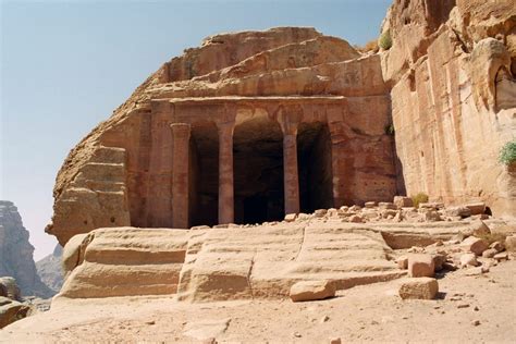 Garden Tomb Petra Raingod