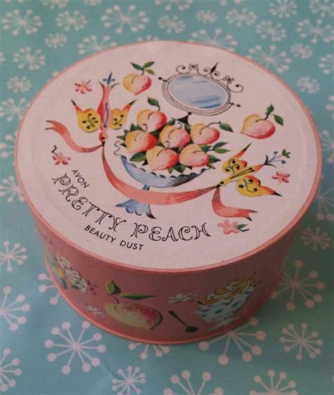 Talc, parfum/fragrance, linalool, alpha isomethyl ionone, citronellol, geraniol, coumarin, limonene, hydroxycitronellal, cinnamyl alcohol, isoeugenol, phenoxyethanol. Vintage kitsch avon pretty peach talcum powder puff (With ...