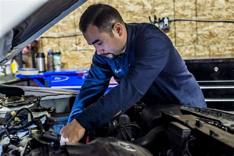 Automotive Service Technicians And Mechanics Data Usa