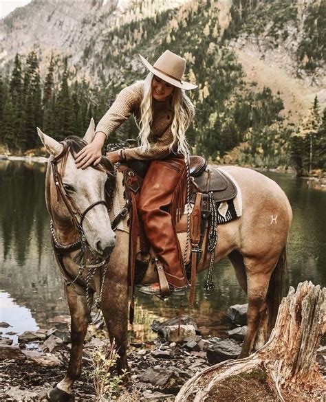 Rodeo Horses Cowgirl And Horse Western Horse Cowgirl Style Gypsy