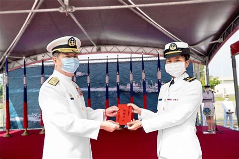 The site owner hides the web page description. 接艦後…黃曙光16日與總統碰面 - 政治 - 自由時報電子報