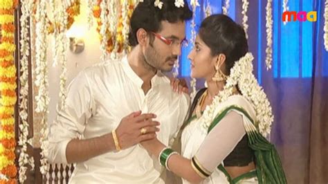 Watch Sasirekha Parinayam Tv Serial Episode 22 Abhi Shashi Wedding Night Full Episode On Hotstar