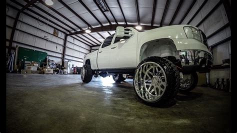 Duramax 26x16 Specialty Forged Wheels Lifted Ford Trucks Duramax