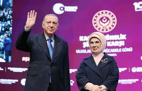 Cumhurbaşkanı Erdoğan ve eşi Emine Erdoğan Kadına Yönelik Şiddete