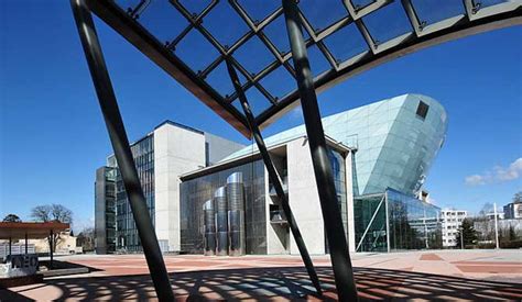 Polten page on flashscore.com offers livescore, results, standings and match details (goal scorers, red cards Festspielhaus St. Pölten in St. Pölten, Niederösterreich ...