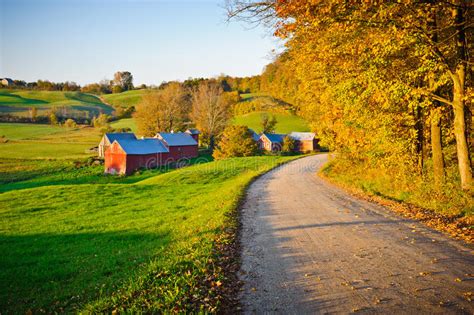 No place in england is more than 75 miles (120 km) from the sea. England-landwirtschaftliche Landschaft Stockfoto - Bild ...