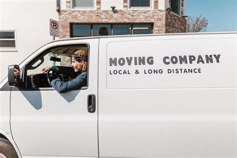 How to Choose a Long Distance Mover Near Me: A Guide