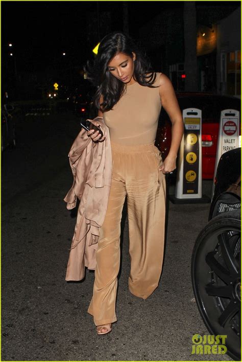 Kim Kardashian Is All About The Beige For Venice Beach Dinner Photo