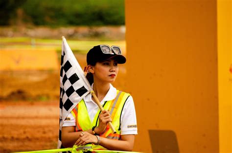 Girl With Racing Flag Free Image Download