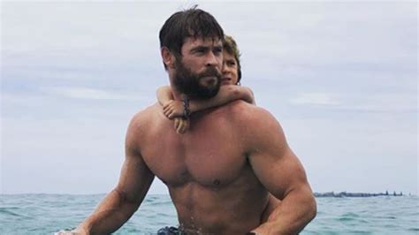 Watch Access Hollywood Interview Chris Hemsworth Shows Off His Muscles
