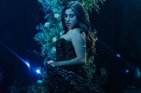 Lauren Jauregui Performs ‘expectations On ‘late Late Show Watch