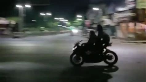 Bikers Perform Dangerous Stunts On Streets In Chennai Cause Panic