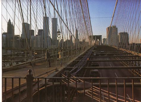 New York History Geschichte Woolworth Building And Brooklyn Bridge