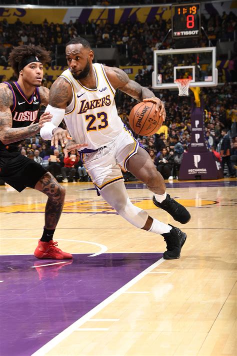 Lakers take series in six games. Lakers Vs Suns - Photos Kobe Bryant Vs Phoenix Suns Over ...
