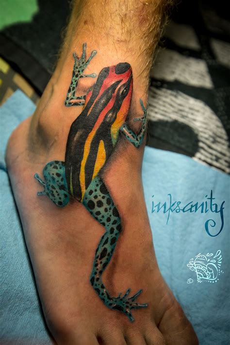 Poison Frog Tattoo By Alfredo Najar Frog Tattoos Tattoo Studio Tree