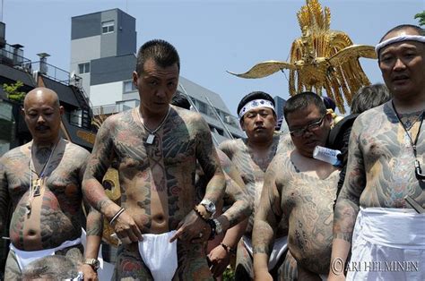 Жизнь в преступном мире японии коданша америка. la mafia yakuza | Yakuza tattoo, Borneo tattoo, Yakuza ...