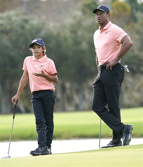 Tiger Woods Plans To Golf With Son Charlie Despite Foot Injuries Hollywood Life