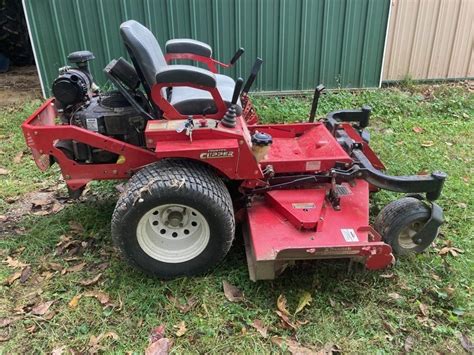 Country Clipper Zero Turn Mower Live And Online Auctions On