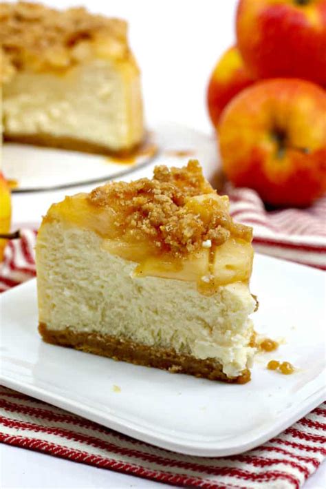 Top the apples with the remaining oat mixture. Instant Pot Apple Crumble Cheesecake - A Pressure Cooker