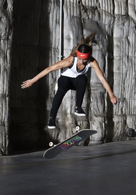 nike women presents leticia bufoni skateboard skater girls nike women