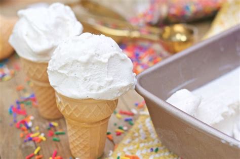 It's a classic summer treat! Homemade Vanilla Ice Cream | Divas Can Cook