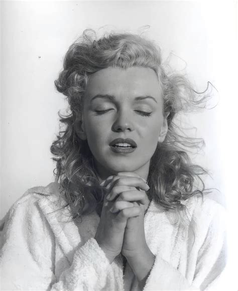 Old Hollywood Gold On Instagram “marilyn Monroe Photographed By Andre De Dienes At Tobay Beach