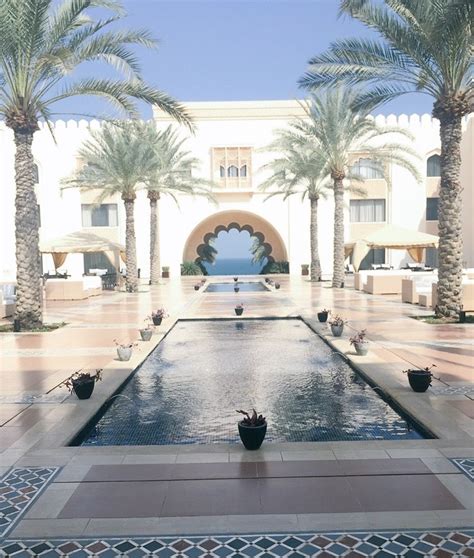 Pin By Hannah Denton On Muscat Oman House Styles Mansions Style