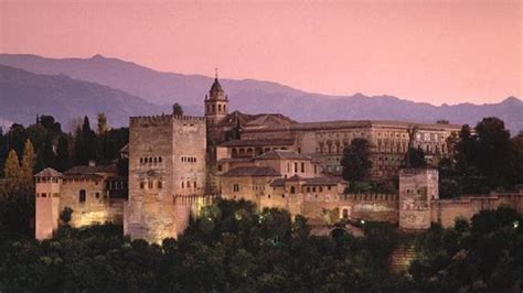 Alhambra Celebra 30 Años Como Patrimonio Mundial Con Puertas Abiertas