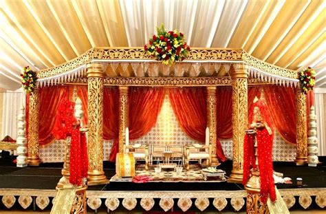 Pin By Glamorous Event Planners On Mandaps Mandap Indian Reception